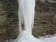 Icicles 12