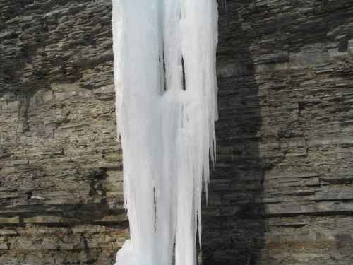 Icicles 21